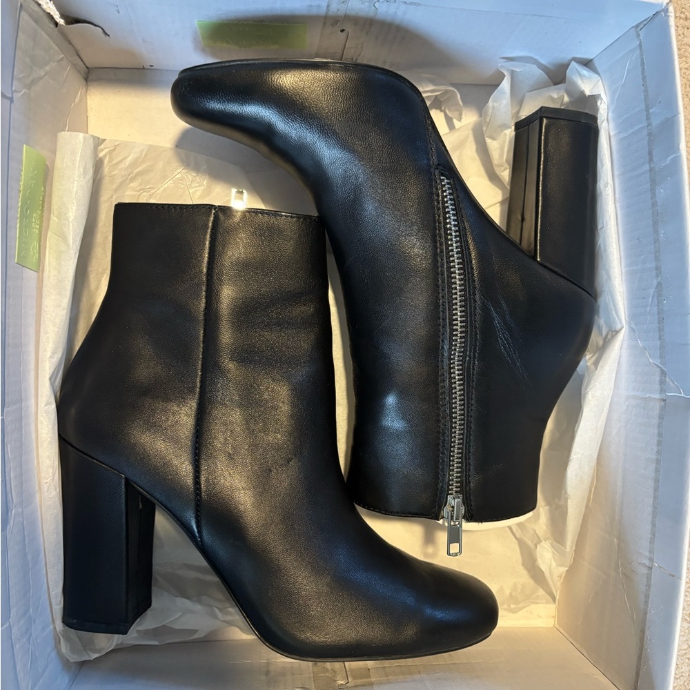 Steve Madden Pixie Black Leather Boots